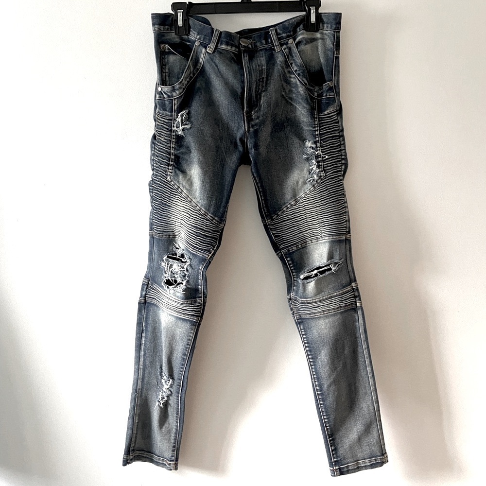 custom distressed biker denim jeans made in Korea slim fit slightly cropped UNI 
